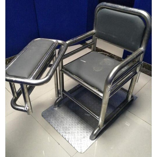 AZY-BR12型 不锈钢审讯椅