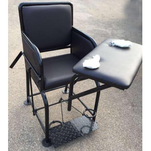 AZY-TR18型软包铁质审讯椅