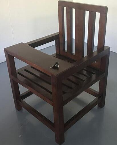 AZY-M4型木质审讯椅(图4)
